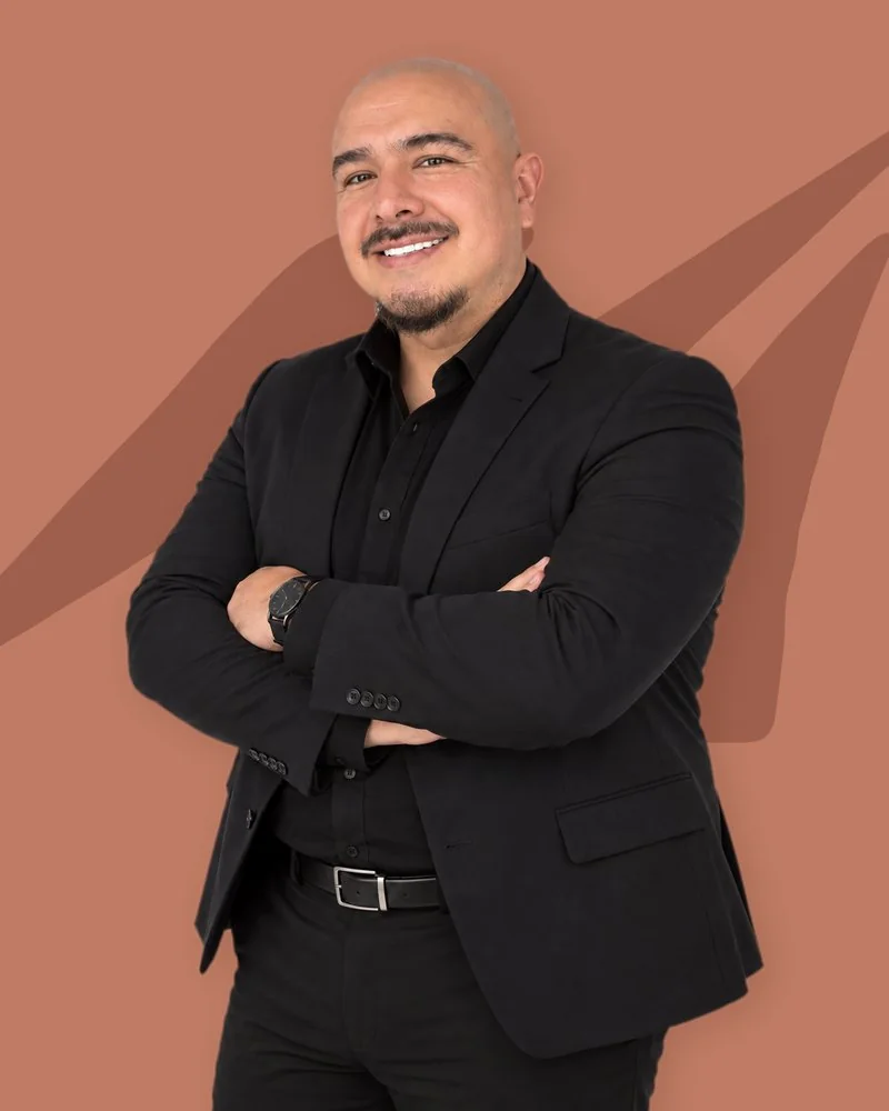 Alejandro Sologuren, Intake & Conversion Consultant